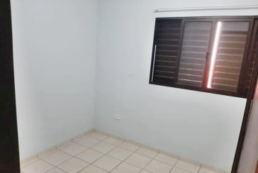 Bom Sobrado à venda no Jardim Mangalot na Rua General Lauro Cavalcanti de Farias,