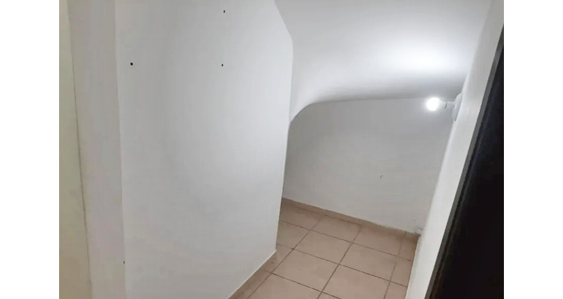 Bom Sobrado à venda no Jardim Mangalot na Rua General Lauro Cavalcanti de Farias,