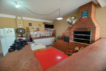 Casa espaçosa à venda na Vila Pirituba na Rua Padre João de Almeida,