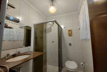 Casa espaçosa à venda na Vila Pirituba na Rua Padre João de Almeida,