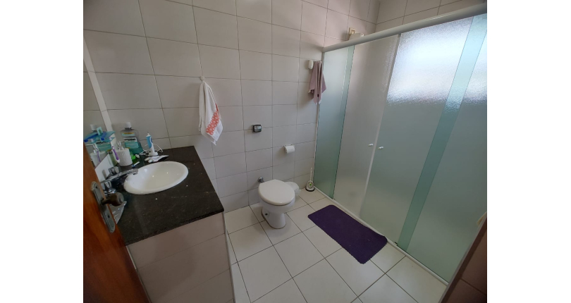 Casa espaçosa à venda na Vila Pirituba na Rua Padre João de Almeida,