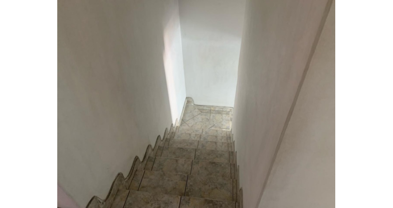 Bom Sobrado à venda na Vila Guedes na Rua Maria Julieta Drummond de Andrade