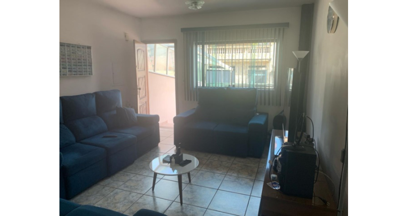 Bom Sobrado à venda na Vila Guedes na Rua Maria Julieta Drummond de Andrade