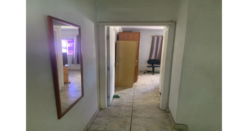 Bom Sobrado à venda na Vila Guedes na Rua Maria Julieta Drummond de Andrade