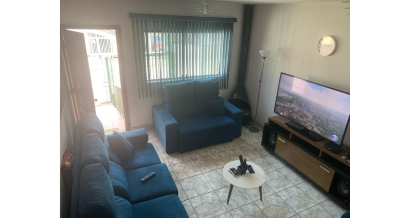 Bom Sobrado à venda na Vila Guedes na Rua Maria Julieta Drummond de Andrade