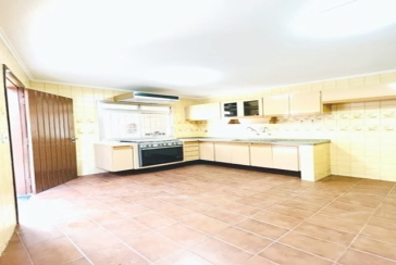 Sobrado à venda no Bairro do Parque São Domingos 