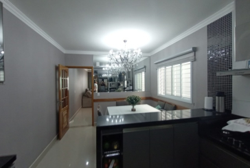 Belo Sobrado à venda no Bairro da Vila Piauí na Rua Afonso Claudio