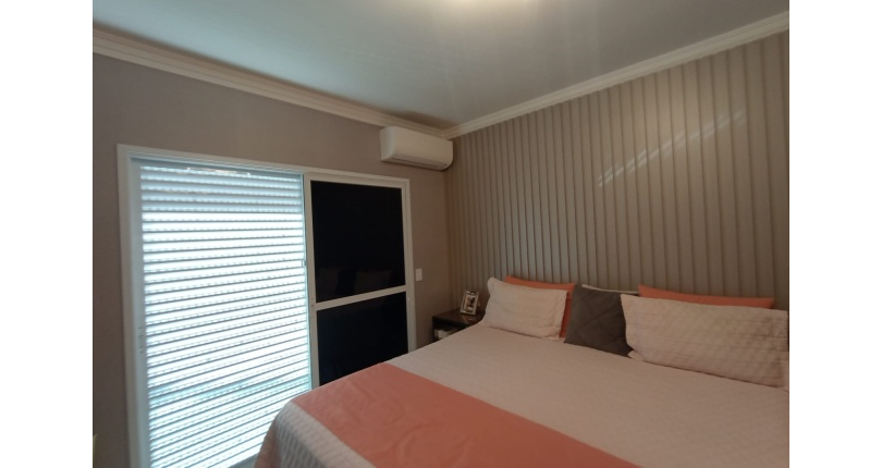 Belo Sobrado à venda no Bairro da Vila Piauí na Rua Afonso Claudio