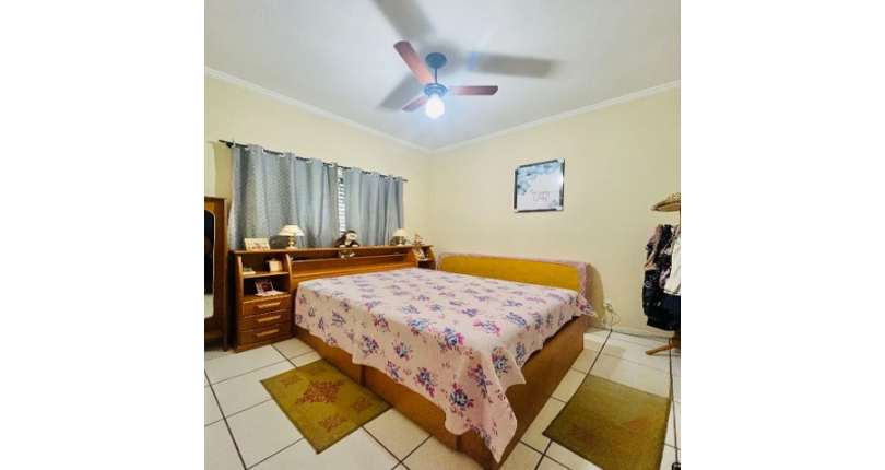 Casa Térrea à venda em Pirassununga no Bairro do Jardim Veneza na Rua Levino Malachias Ferreira