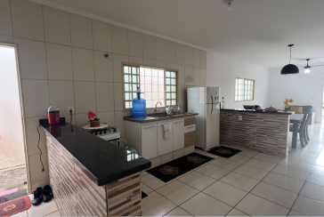 Casa à venda em Pirassununga no Bairro do Parque Clayton Malaman na Rua Acácio dos Santos Júnior