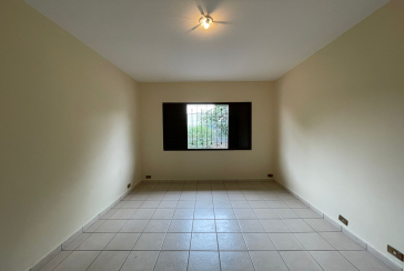 Sobrado à venda no Bairro do Parque Maria Domitila na Rua Monsenhor Castro Nery,