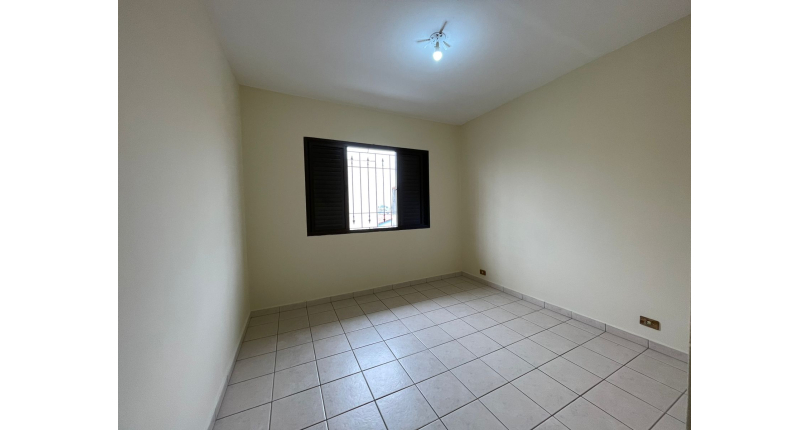 Sobrado à venda no Bairro do Parque Maria Domitila na Rua Monsenhor Castro Nery,