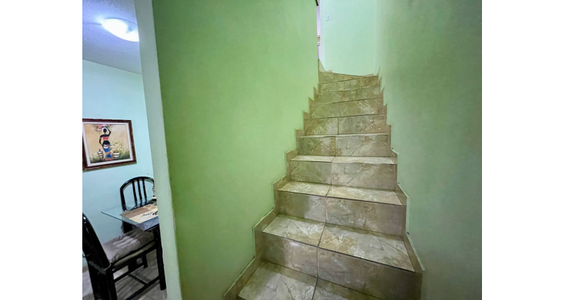 Bom Sobrado à venda no Conjunto Residencial Vista Verde na Rua Desembargador Vicente Sabino Júnior,