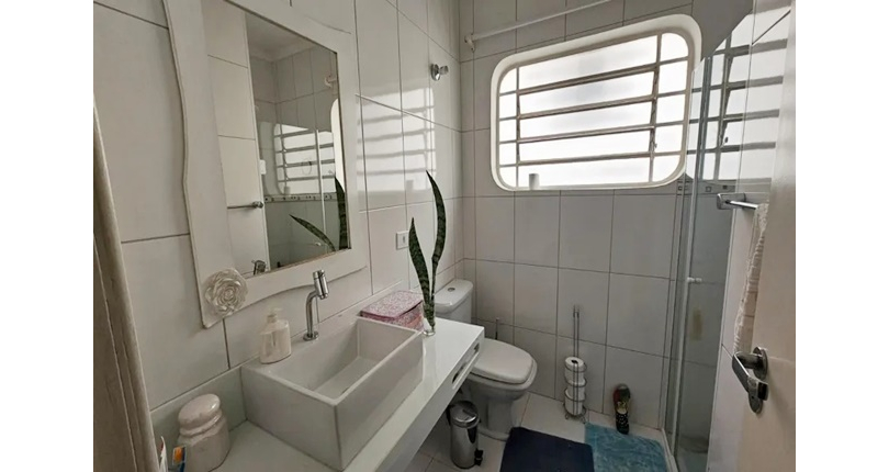 Sobrado à venda no Parque São Domingos na Rua Ibiraúna 