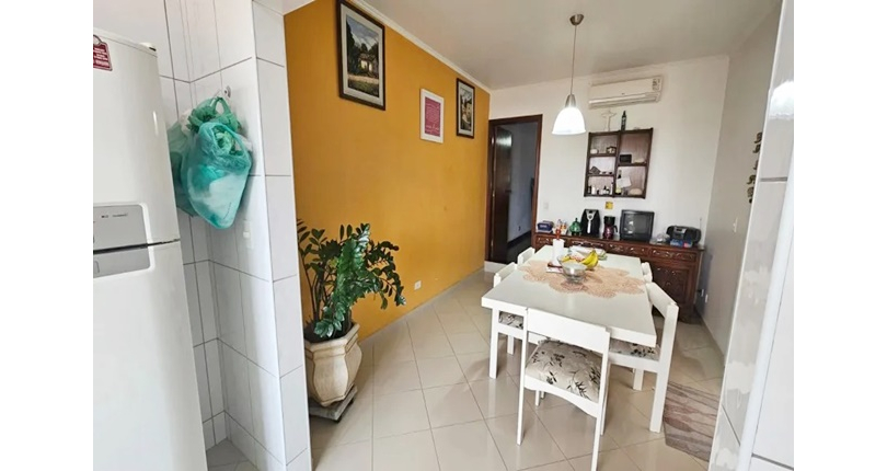 Sobrado à venda no Parque São Domingos na Rua Ibiraúna 