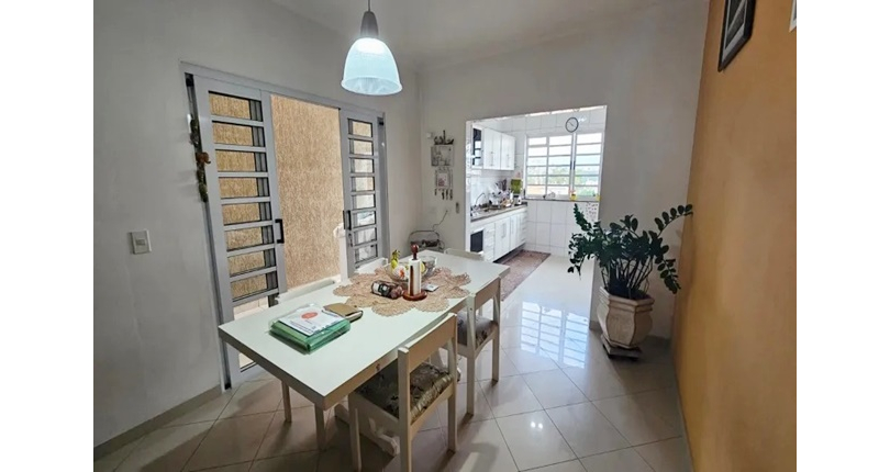 Sobrado à venda no Parque São Domingos na Rua Ibiraúna 