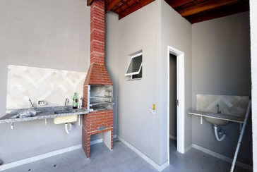 Apartamento Cobertura com quintal novo à venda no Bairro da Vila Mangalot na Rua Doutor Azor Montenegro 145