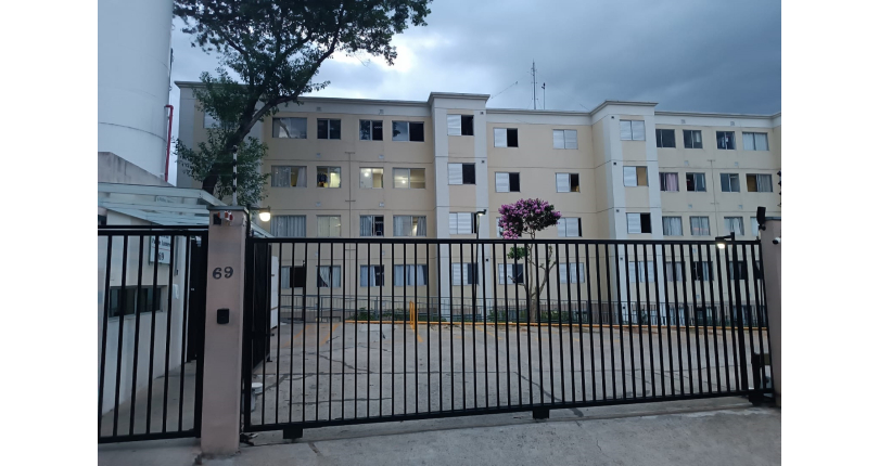 Apartamento à venda no Jaraguá na Rua Casparino de Quadros 69,