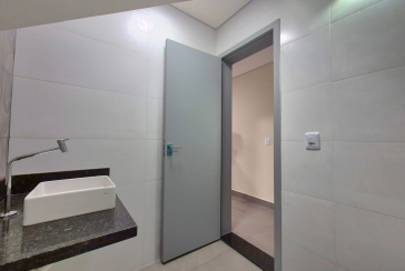  Sobrado novo à Venda no Bairro do Parque Maria Domitila na Rua Antônio Félix Pacheco