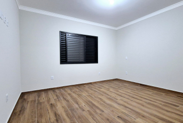 Sobrado novo à Venda no Bairro do Parque Maria Domitila na Rua Antônio Félix Pacheco