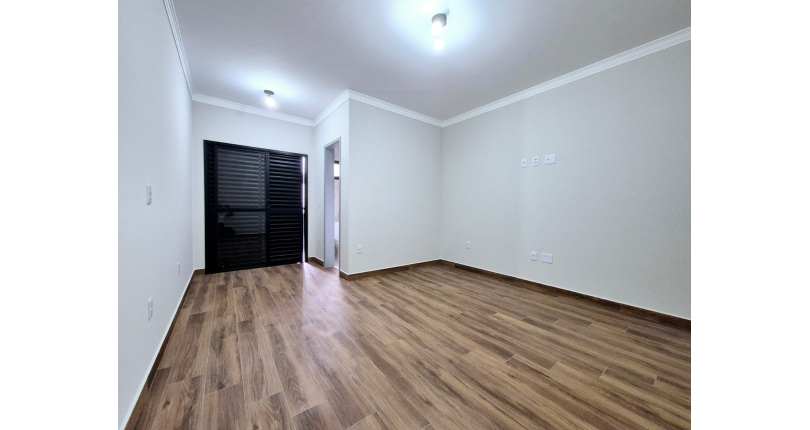  Sobrado novo à Venda no Bairro do Parque Maria Domitila na Rua Antônio Félix Pacheco