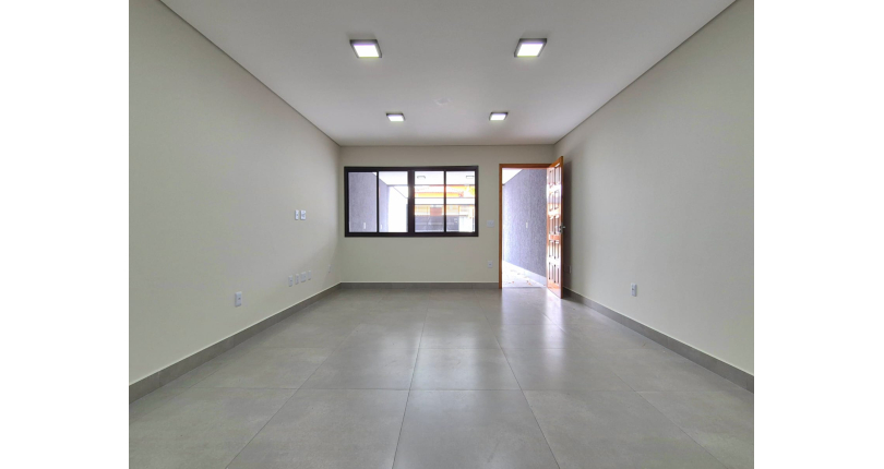  Sobrado novo à Venda no Bairro do Parque Maria Domitila na Rua Antônio Félix Pacheco