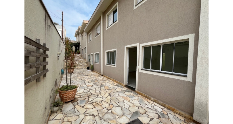 Sobrado à venda Rua Manoel Lopes da Cunha, Vila Mangalot - Imóveis à Venda