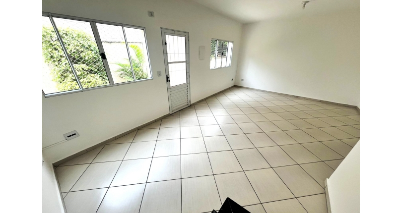 Sobrado à venda Rua Manoel Lopes da Cunha, Vila Mangalot - Imóveis à Venda