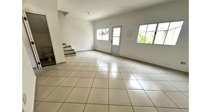 Sobrado à venda Rua Manoel Lopes da Cunha, Vila Mangalot - Imóveis à Venda