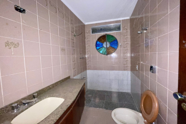 Casa Térrea à venda no Bairro do Parque São Domingos na Rua Artur Bastos