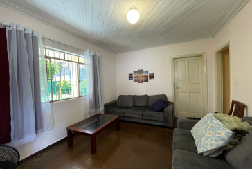 Casa à venda no Bairro da Vila Chica Luisa na Rua Ivacatinga