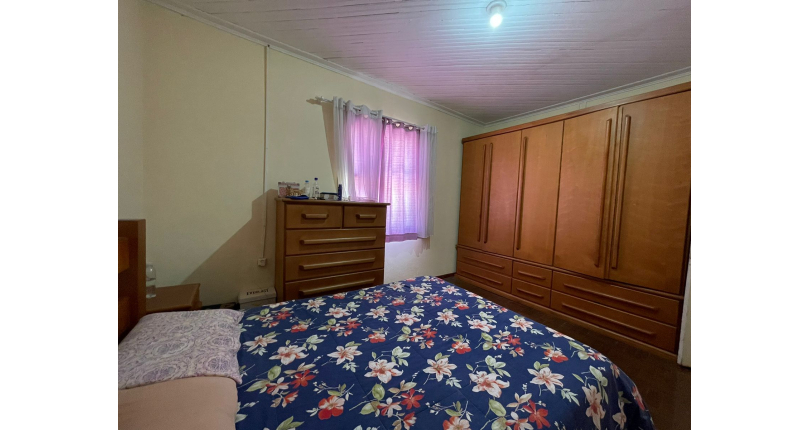 Casa à venda no Bairro da Vila Chica Luisa na Rua Ivacatinga