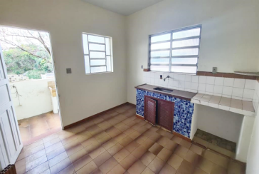Casa para renda à venda no Bairro do Jardim Líbano na Rua Adalberto Kurt
