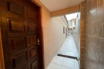 Casa Térrea à venda no Bairro do Jardim Mangalot na Rua Padre Aníbal Difrância