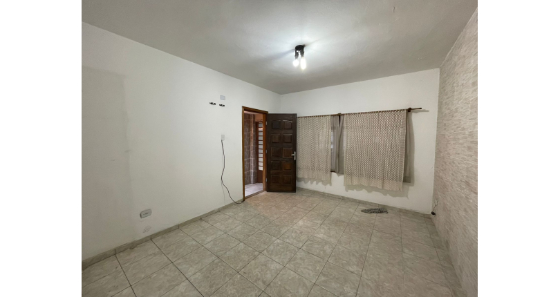 Casa Térrea à venda no Bairro do Jardim Mangalot na Rua Padre Aníbal Difrância