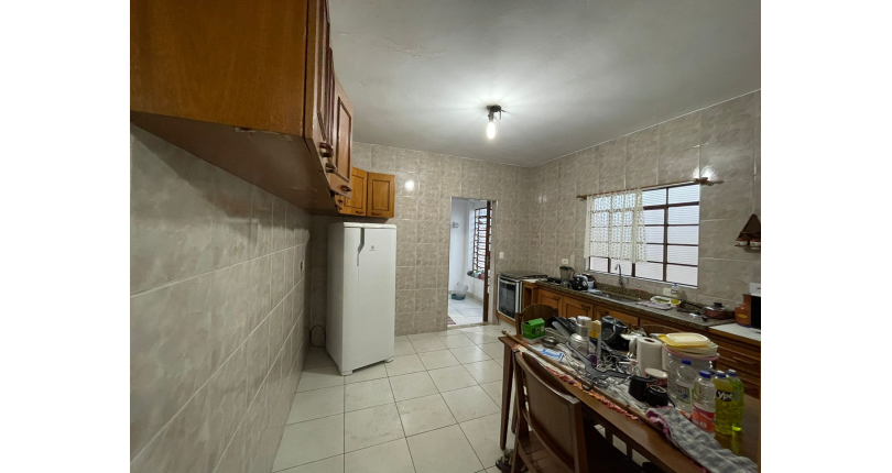 Casa Térrea à venda no Bairro do Jardim Mangalot na Rua Padre Aníbal Difrância