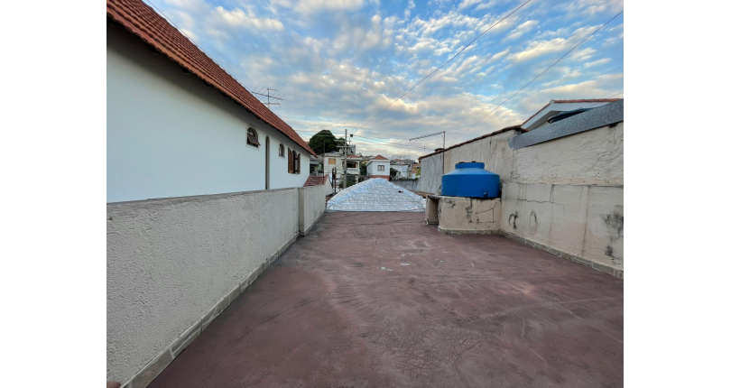 Casa Térrea à venda no Bairro do Jardim Mangalot na Rua Padre Aníbal Difrância