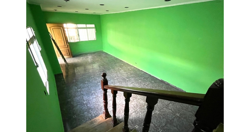 Sobrado à venda em Osasco no Bairro da Ayrosa na Rua Bariri