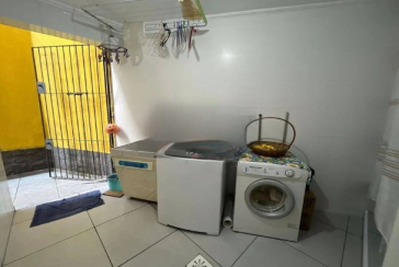 Sobrado à venda no Bairro do Parque São Domingos na Rua Waltrudes Correa