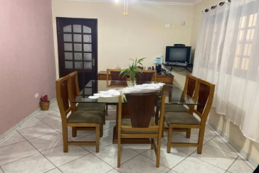 Sobrado à venda no Bairro do Parque São Domingos na Rua Waltrudes Correa