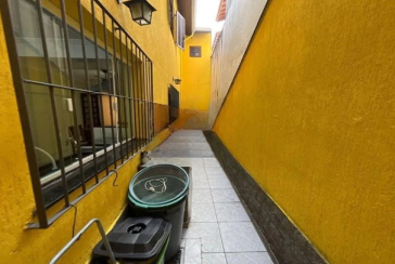 Sobrado à venda no Bairro do Parque São Domingos na Rua Waltrudes Correa