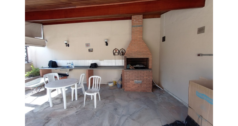 Ótimo Apartamento à venda no Bairro da Vila Mangalot na Rua Joaquim Oliveira Freitas 912 