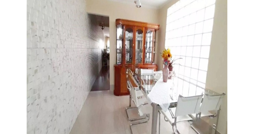 Sobrado à venda no Bairro do Jardim Líbano na Rua Maestro João de Souza Lima