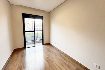 BELO Sobrado novo à venda no Bairro do Parque São Domingos na Avenida Joaquim de Magalhães 157