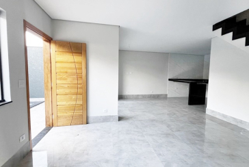 BELO Sobrado novo à venda no Bairro do Parque São Domingos na Avenida Joaquim de Magalhães 157