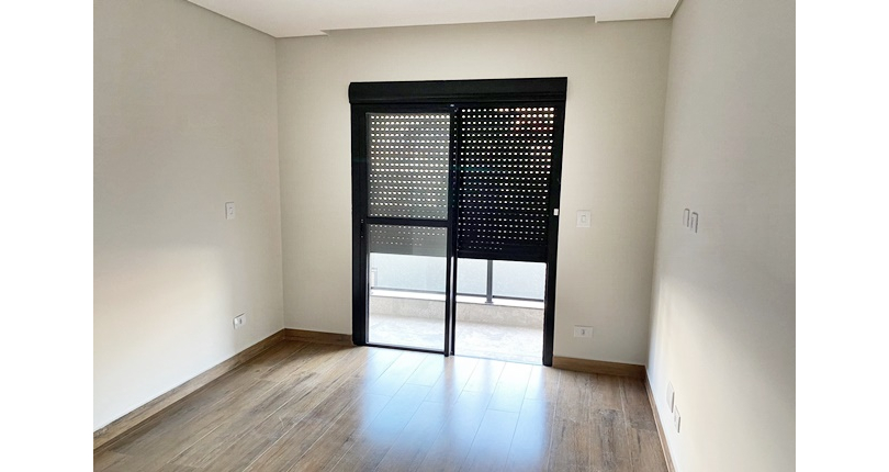 Sobrado à venda Avenida Joaquim de Magalhães, 157, Parque São Domingos - Imóveis à Venda