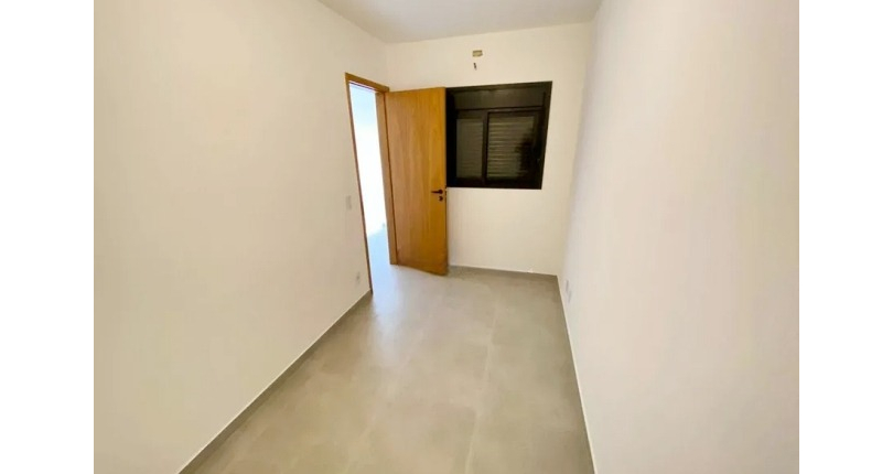 BELO Sobrado novo à venda no Bairro do Jardim Maristela no Rua Horácio Romeu 247