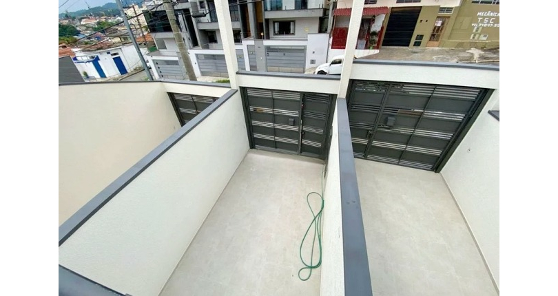 BELO Sobrado novo à venda no Bairro do Jardim Maristela no Rua Horácio Romeu 245