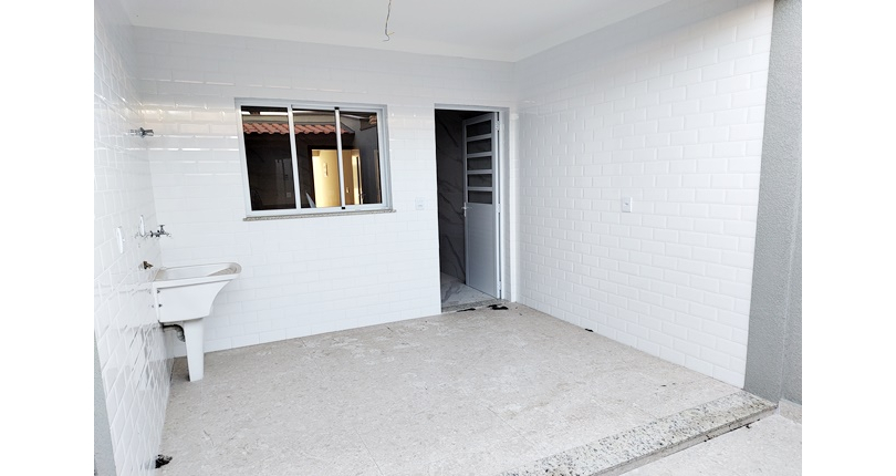 Sobrado à venda Rua Crispim Santos, 208, Jardim Regina - Imóveis à Venda