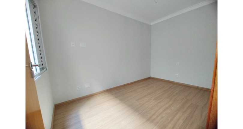 Sobrado à venda Rua Crispim Santos, 208, Jardim Regina - Imóveis à Venda